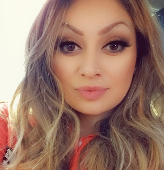 Meet your Posher, Till xo - Picture 3 of 3